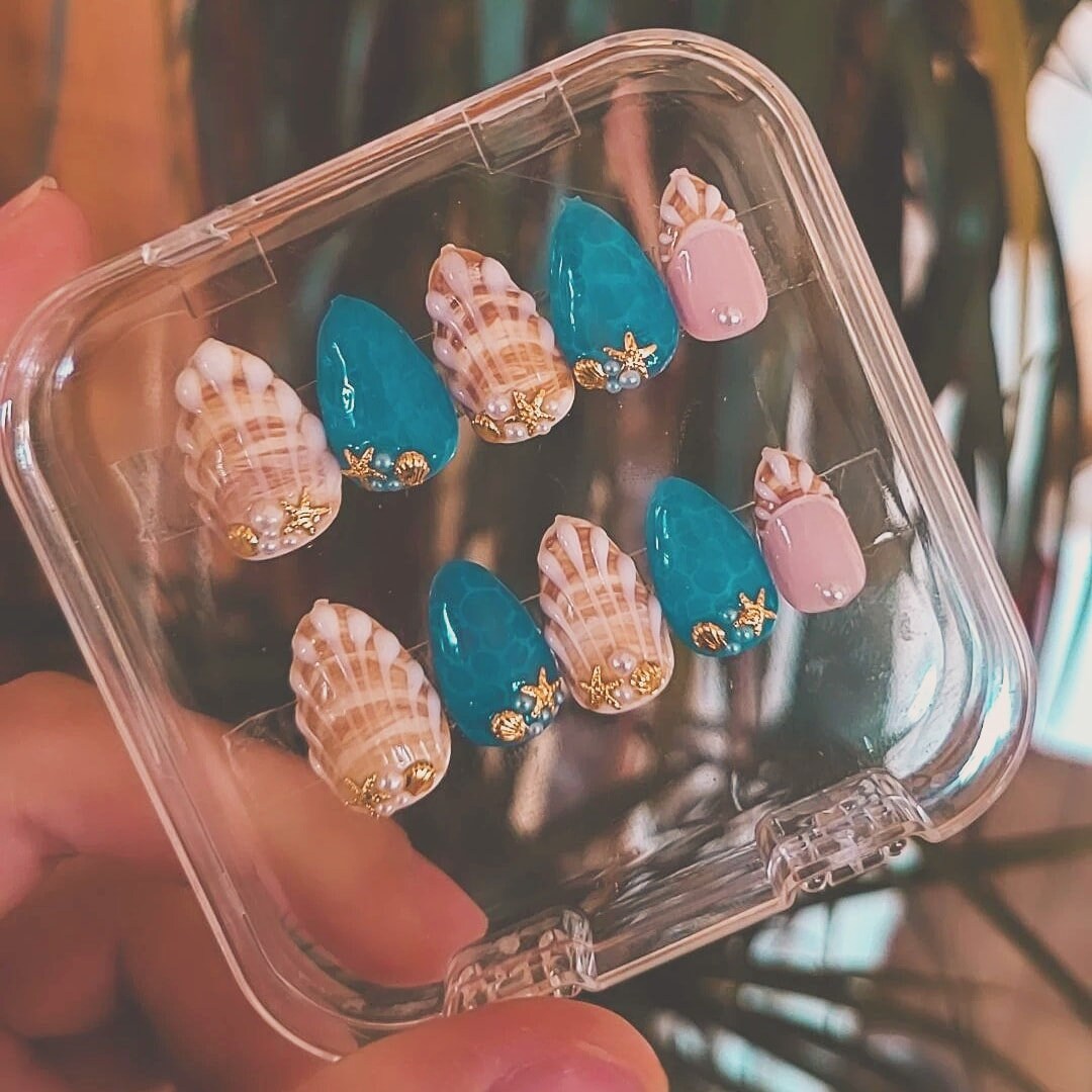 Press on nails Faux ongles plage estivale, mer et coquillage