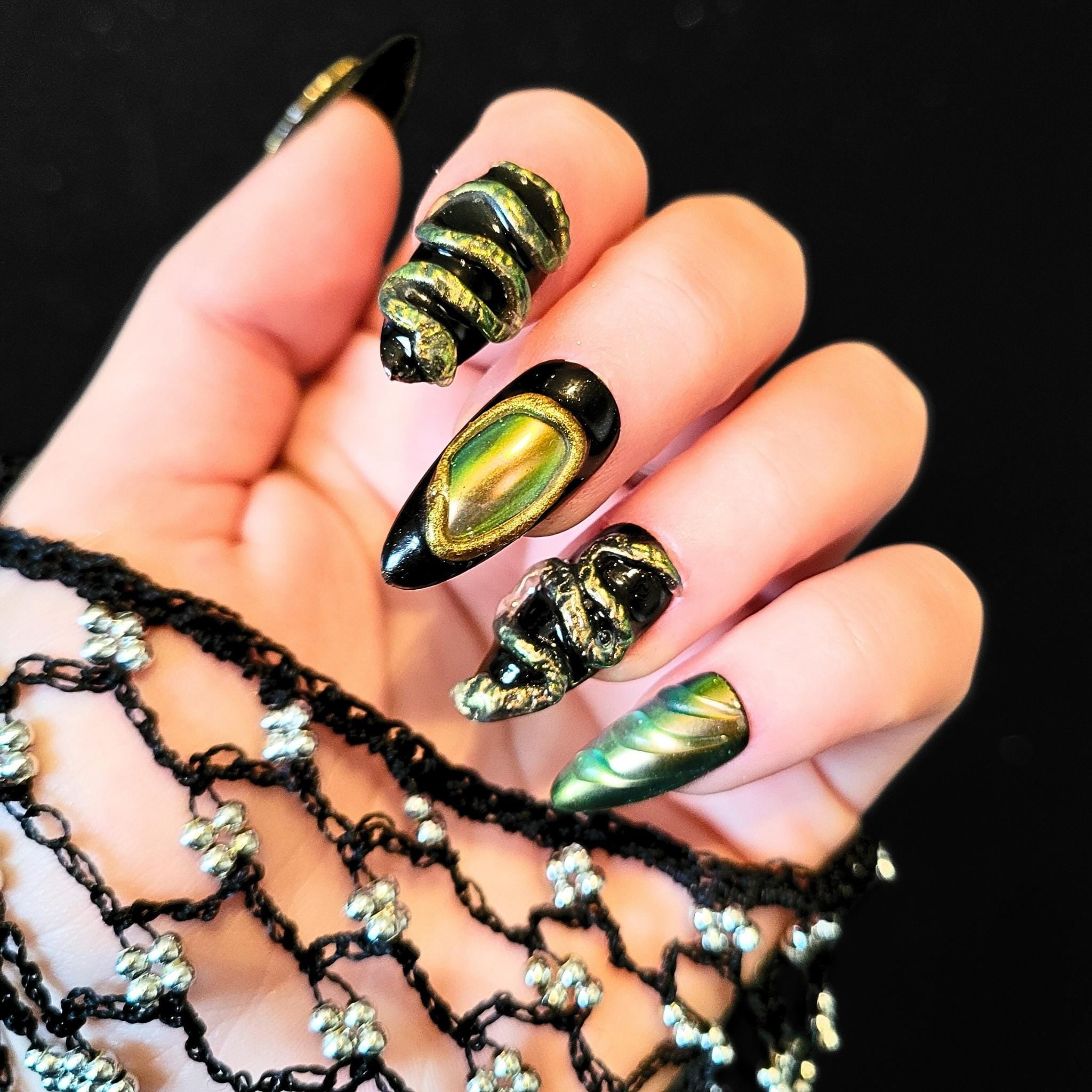 Press on nails Faux ongles Halloween gouttes de sang dripping blood